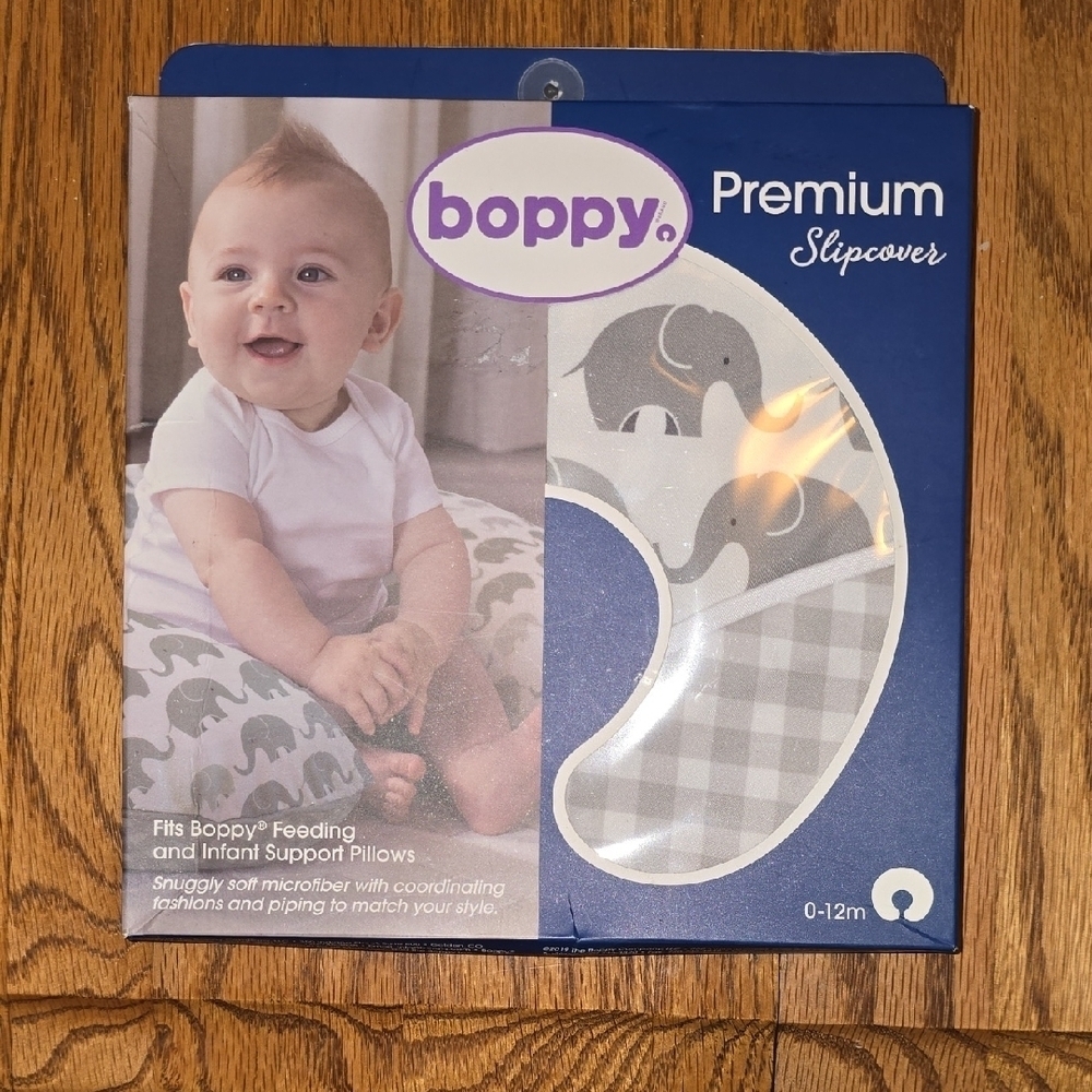 Boppy Premium Slipcover with Gray Elephant Pattern LOT-G